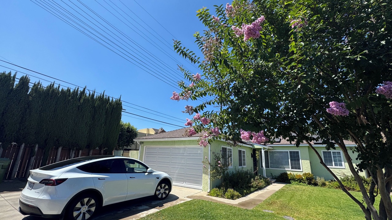 Photo of Outdoor in Encino