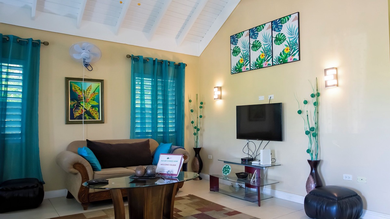 Photo of Livingroom in Priory