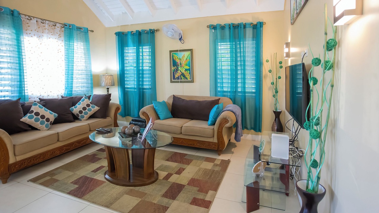 Photo of Livingroom in Priory