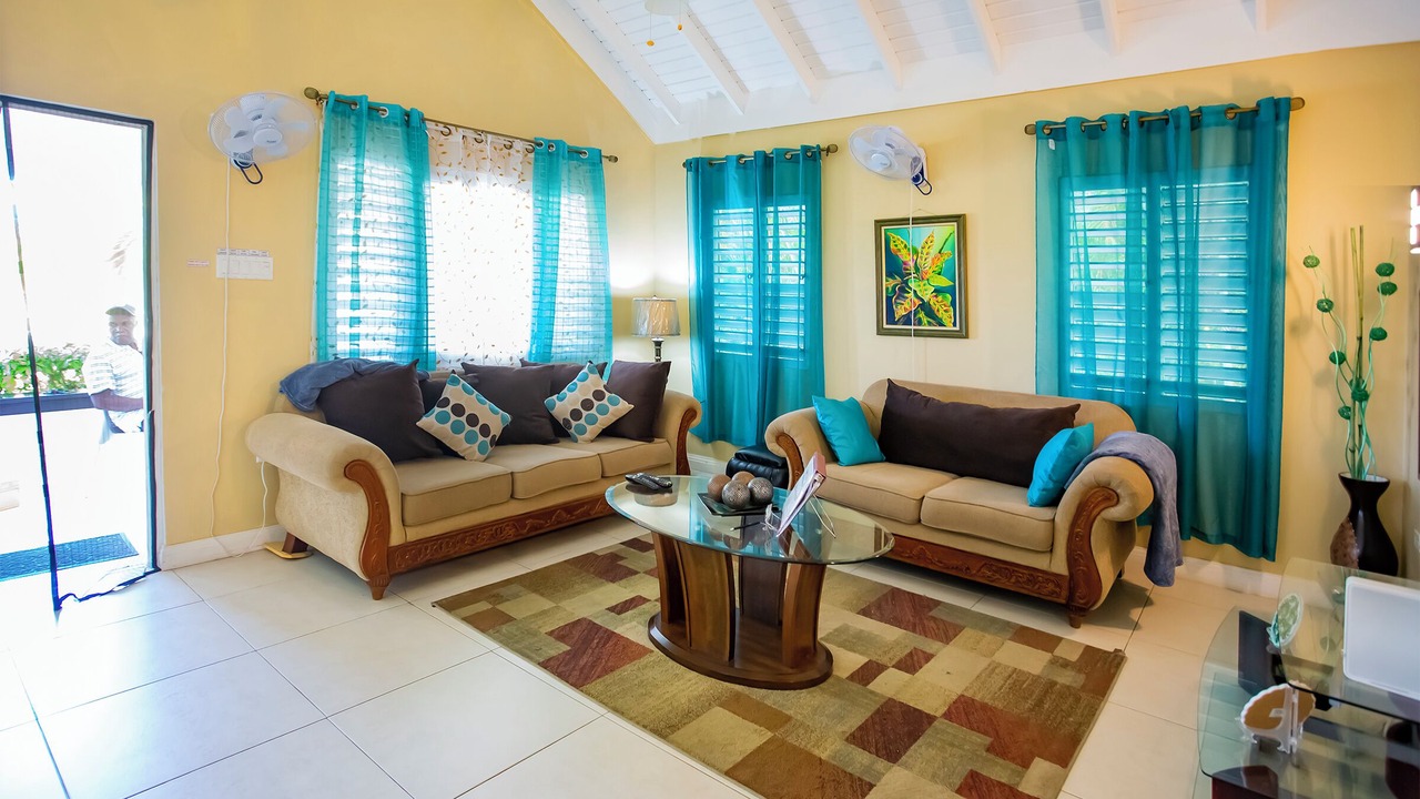 Photo of Livingroom in Priory