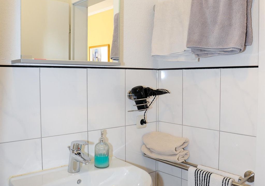 Photo of Bathroom in Meckel