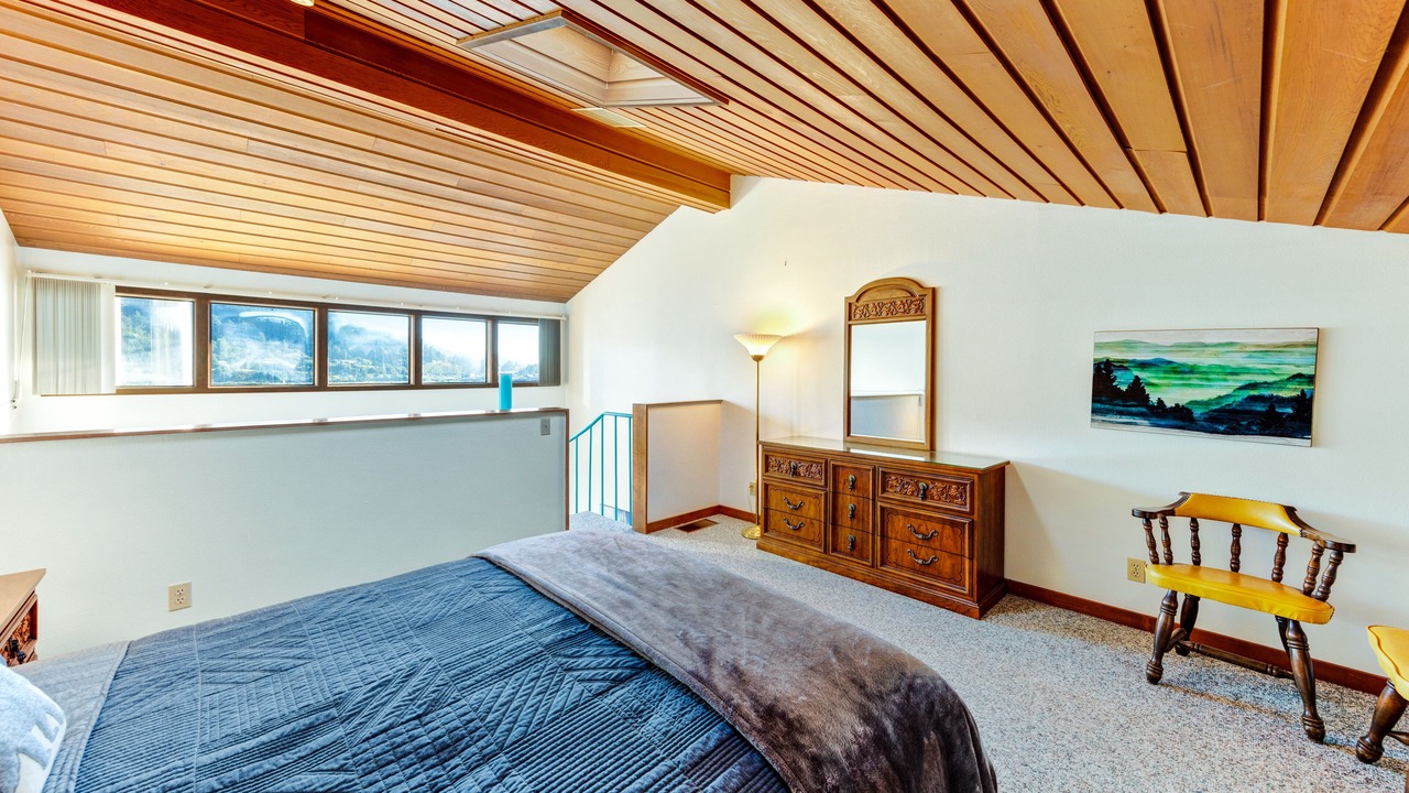 Photo of Bedroom in Gold Beach