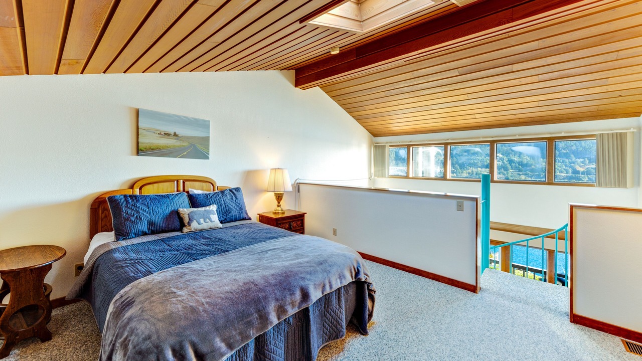 Photo of Bedroom in Gold Beach