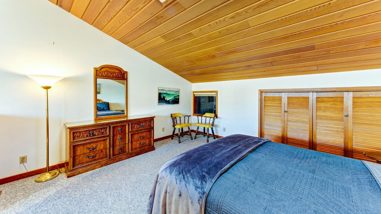 Photo of Bedroom in Gold Beach