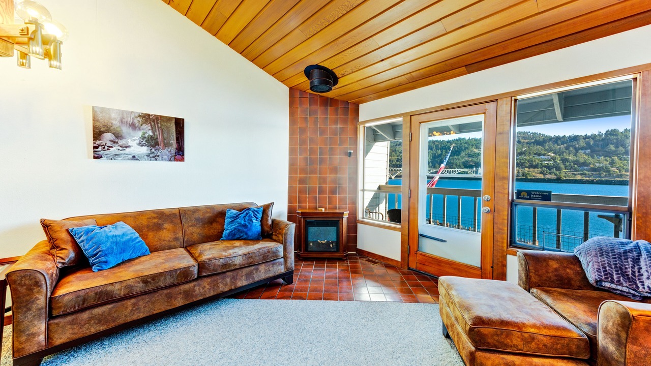 Photo of Livingroom in Gold Beach