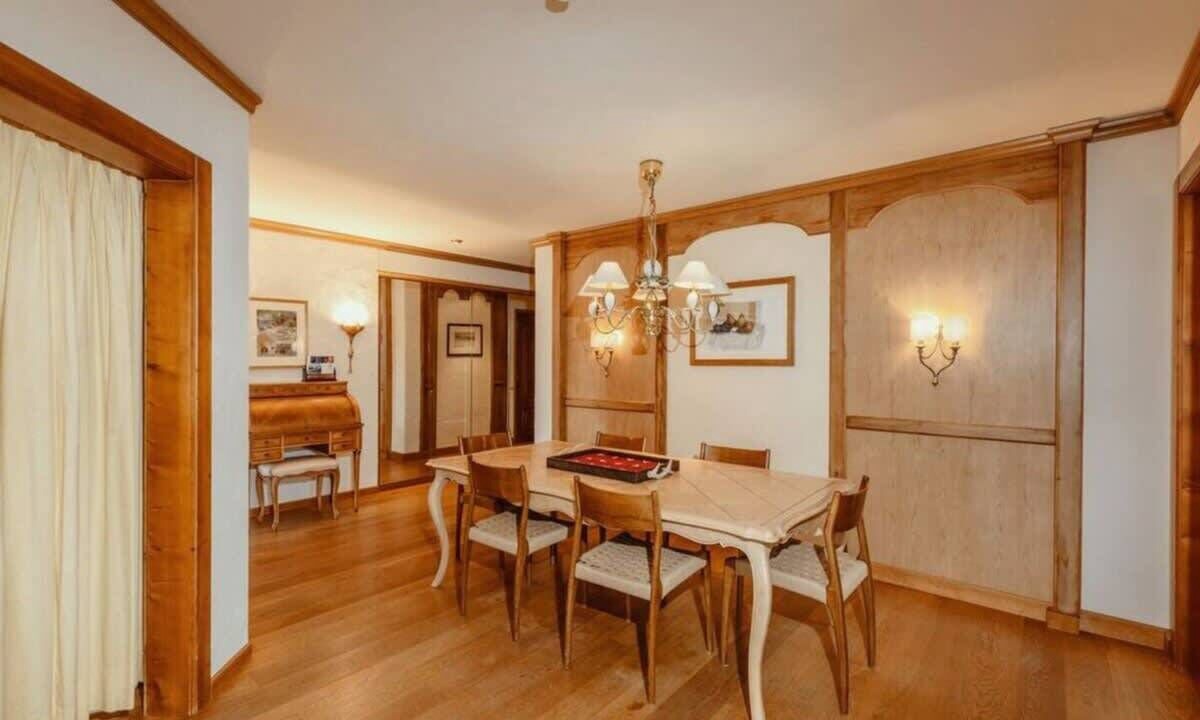 Photo of Bedroom in Gstaad