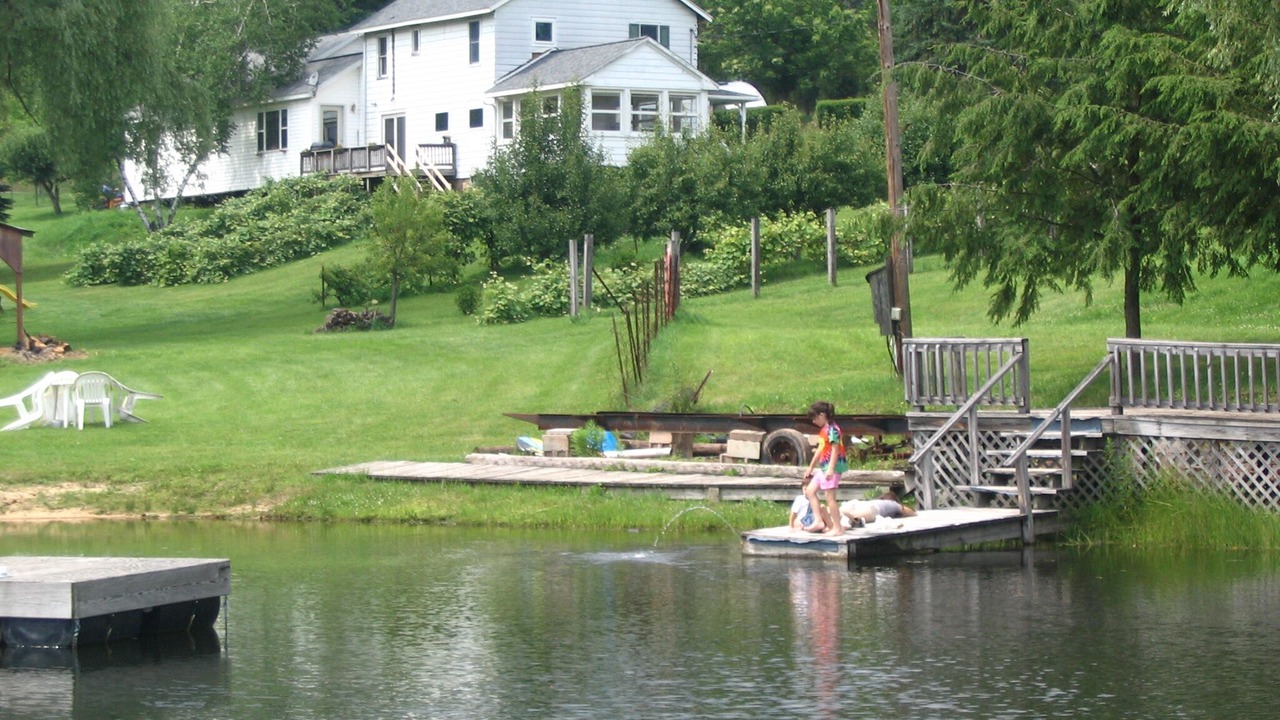Photo of Others in Bodines