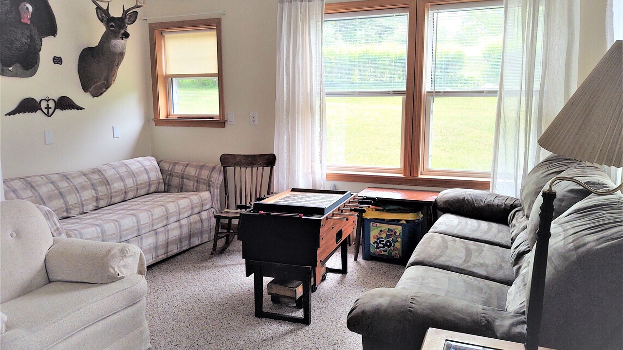 Photo of Livingroom in Bodines