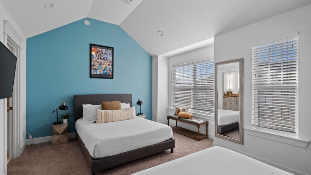 Photo of Bedroom in Charlotte Park