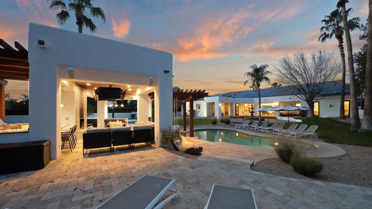 Photo of Outdoor in La Tierra Estates