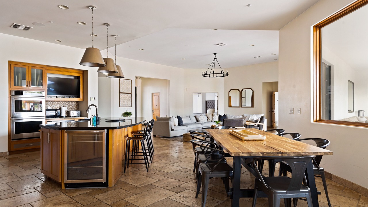 Photo of Others in La Tierra Estates