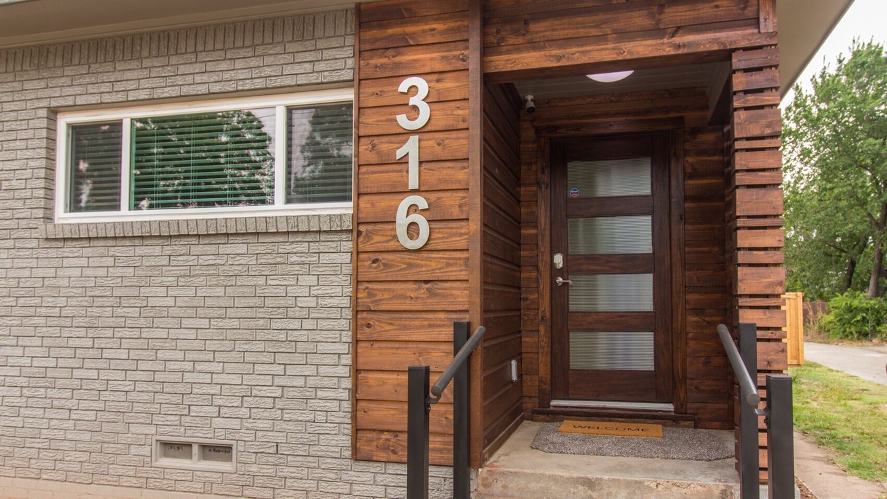 Photo of Outdoor in Central Arlington