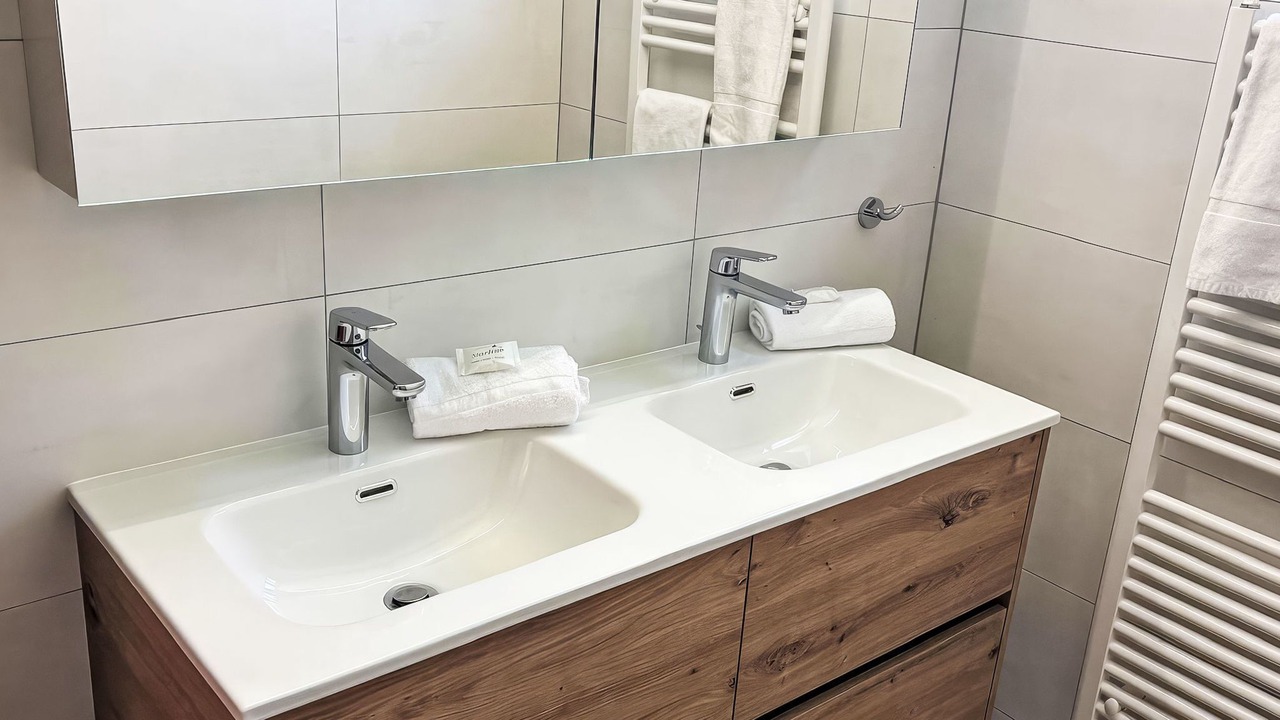 Photo of Bathroom in Moleson