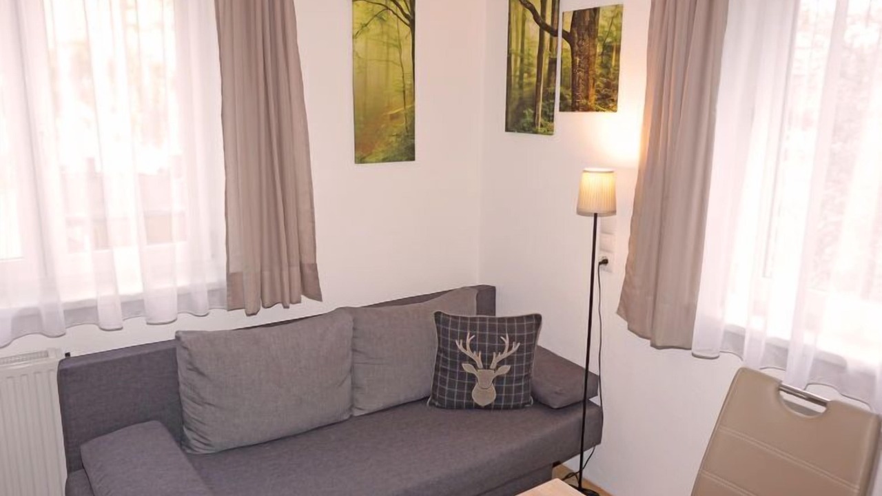Photo of Bedroom in See