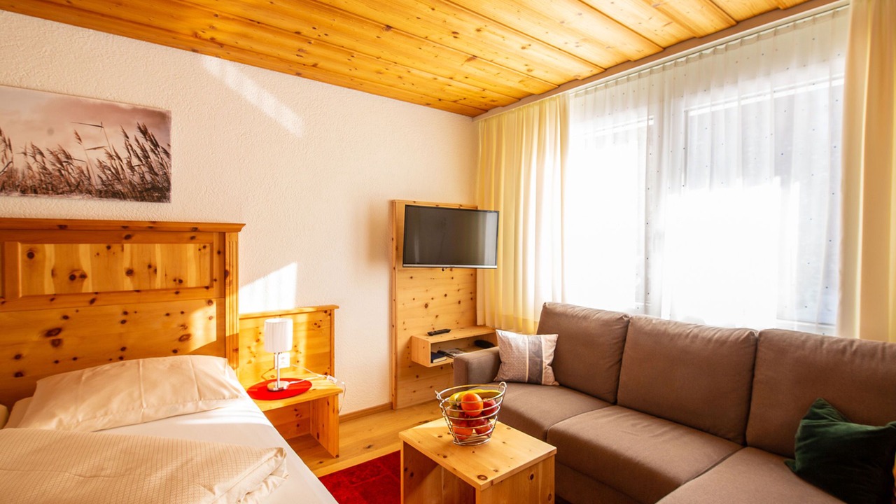 Photo of Livingroom in Ravaisch