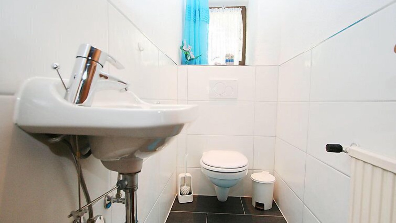 Photo of Bathroom in Pians