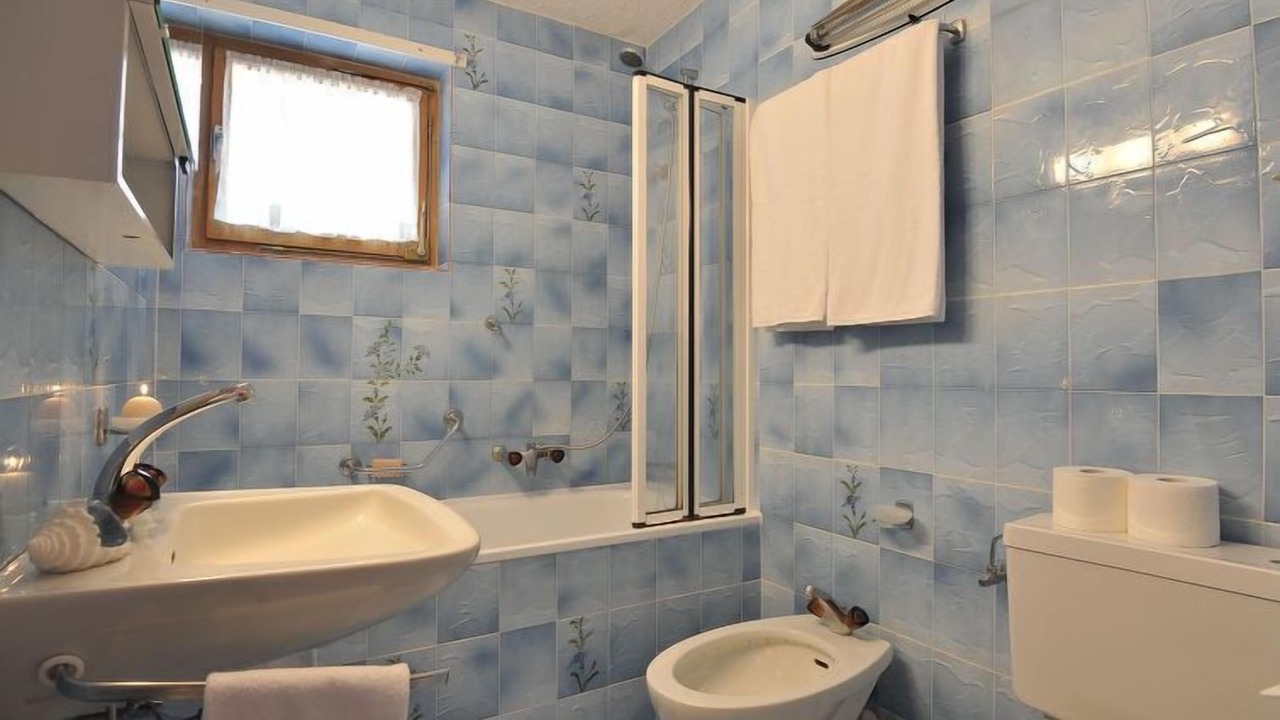 Photo of Bathroom in Moleson