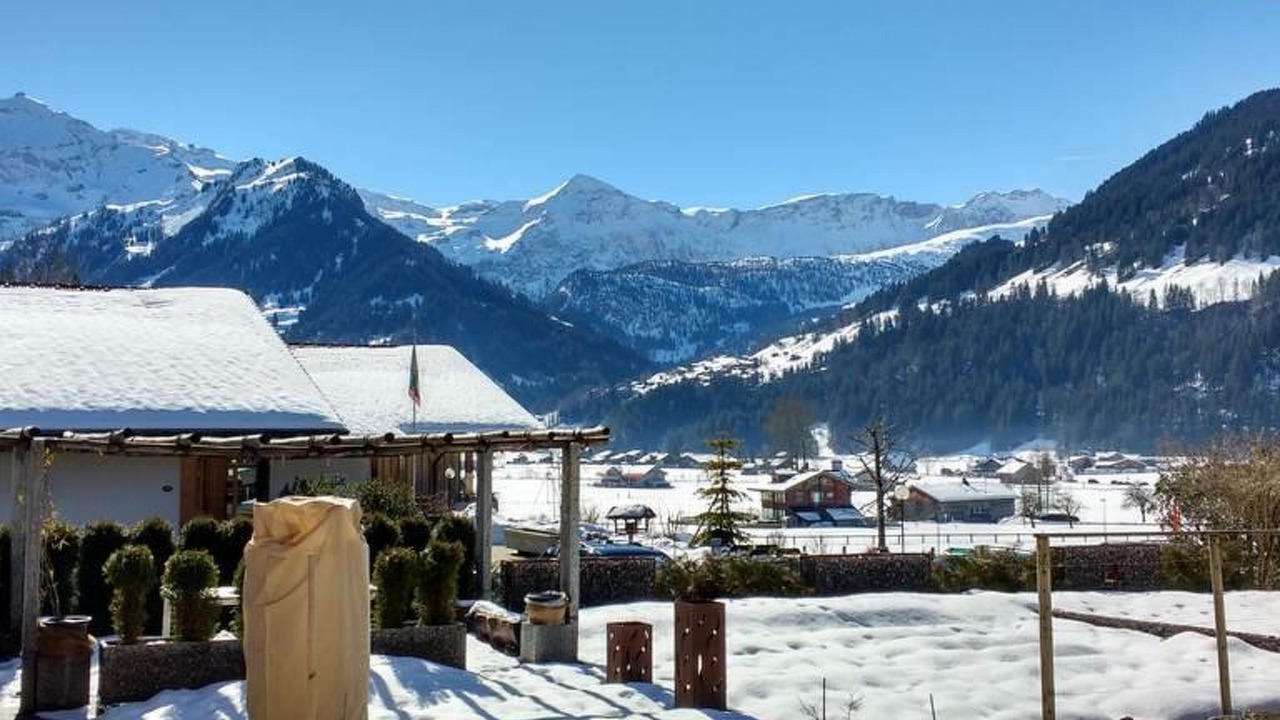 Photo of Others in Lenk