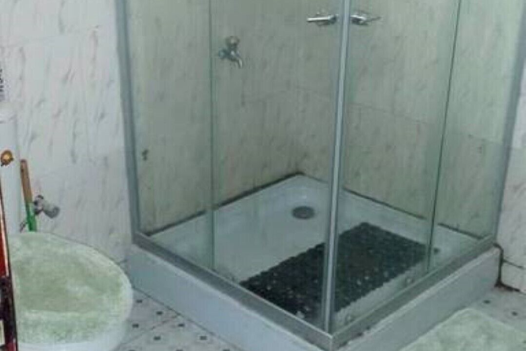 Photo of Bathroom in Ngleshi Amanfro