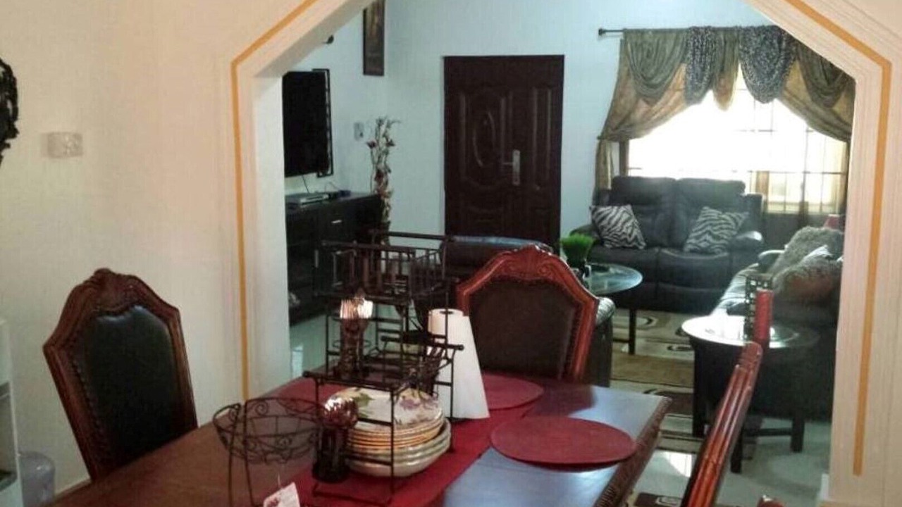 Photo of Livingroom in Ngleshi Amanfro