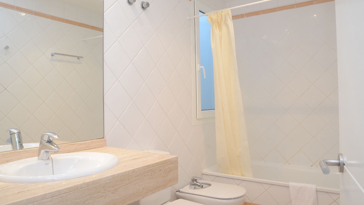 Photo of Bathroom in Tamariu