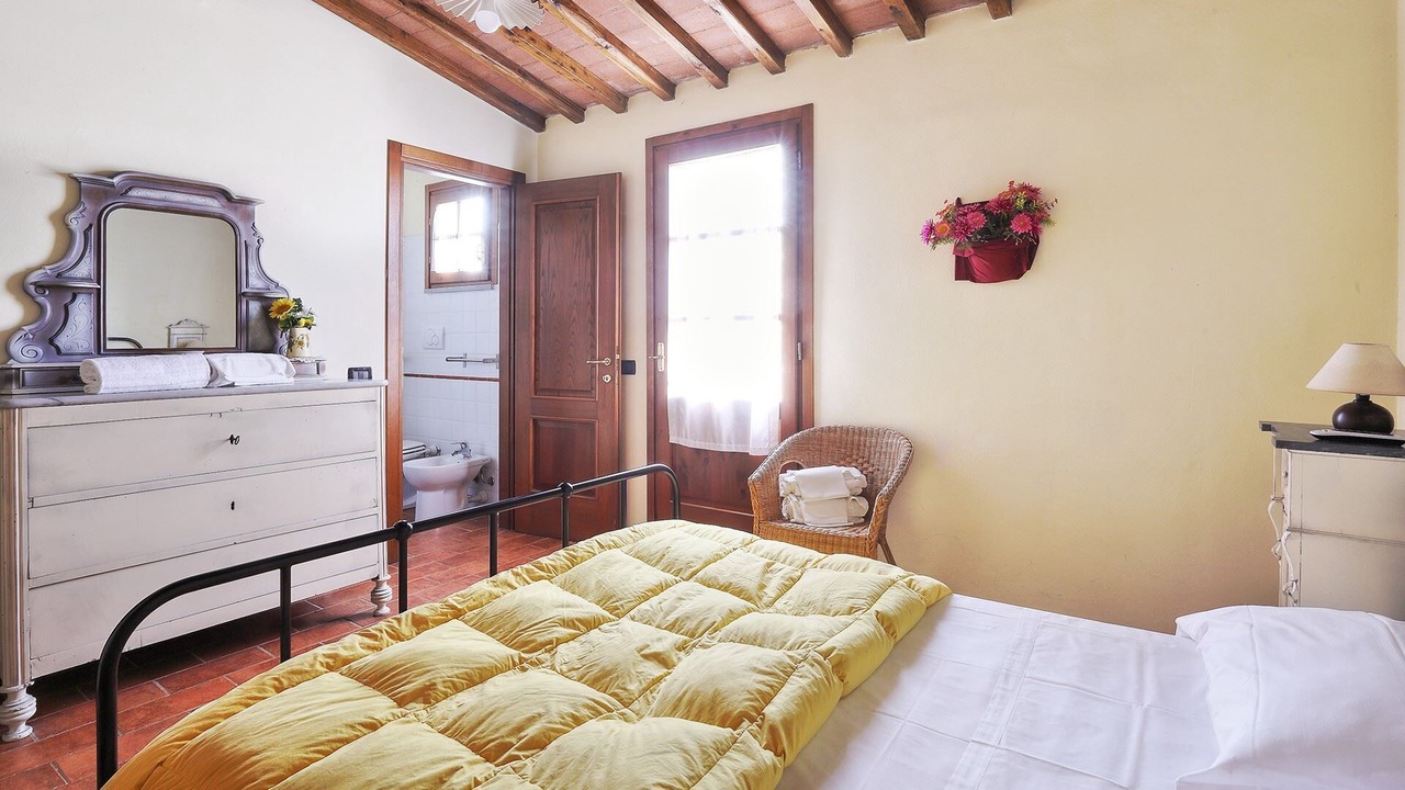 Photo of Bedroom in Calci