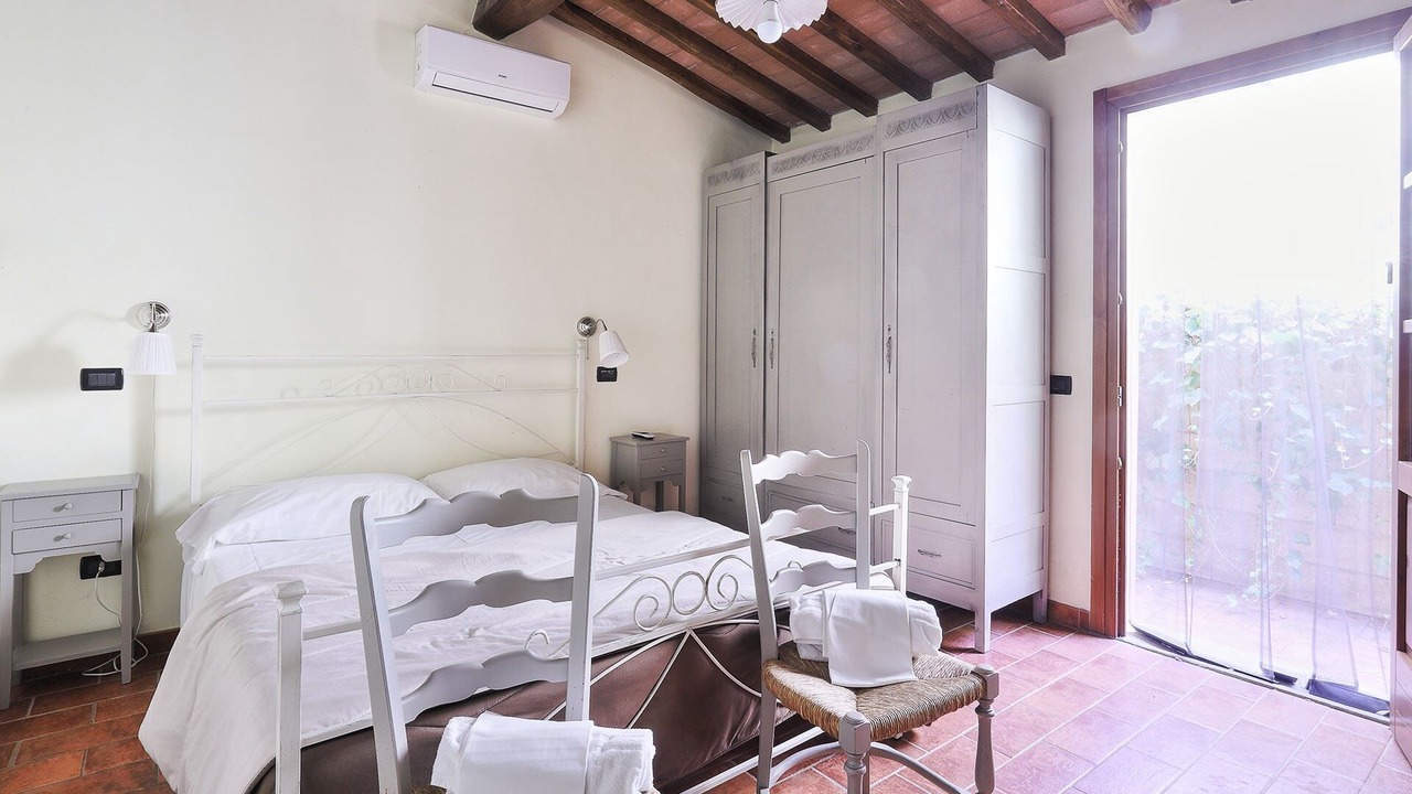Photo of Bedroom in Calci