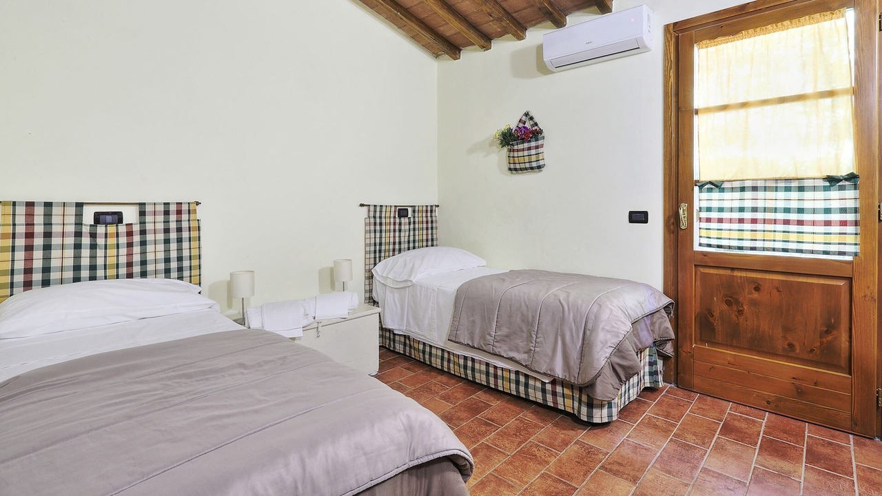 Photo of Bedroom in Calci