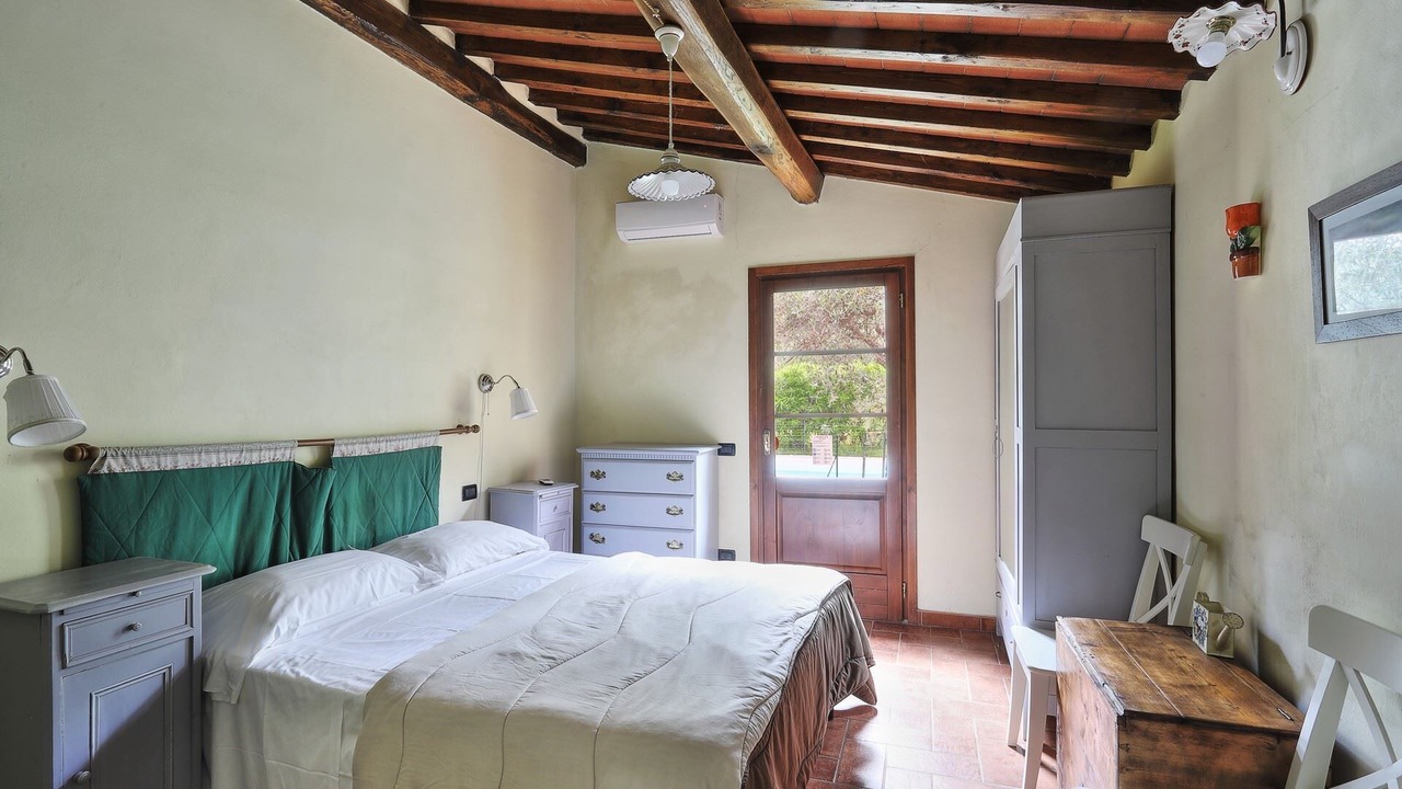 Photo of Bedroom in Calci
