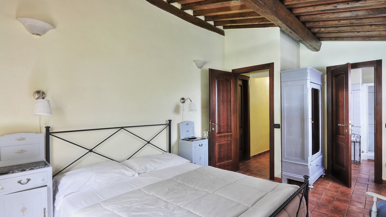 Photo of Bedroom in Calci