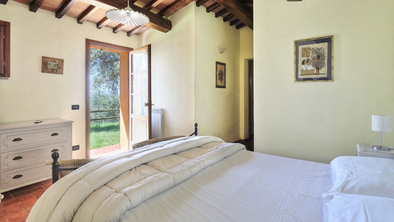 Photo of Bedroom in Calci
