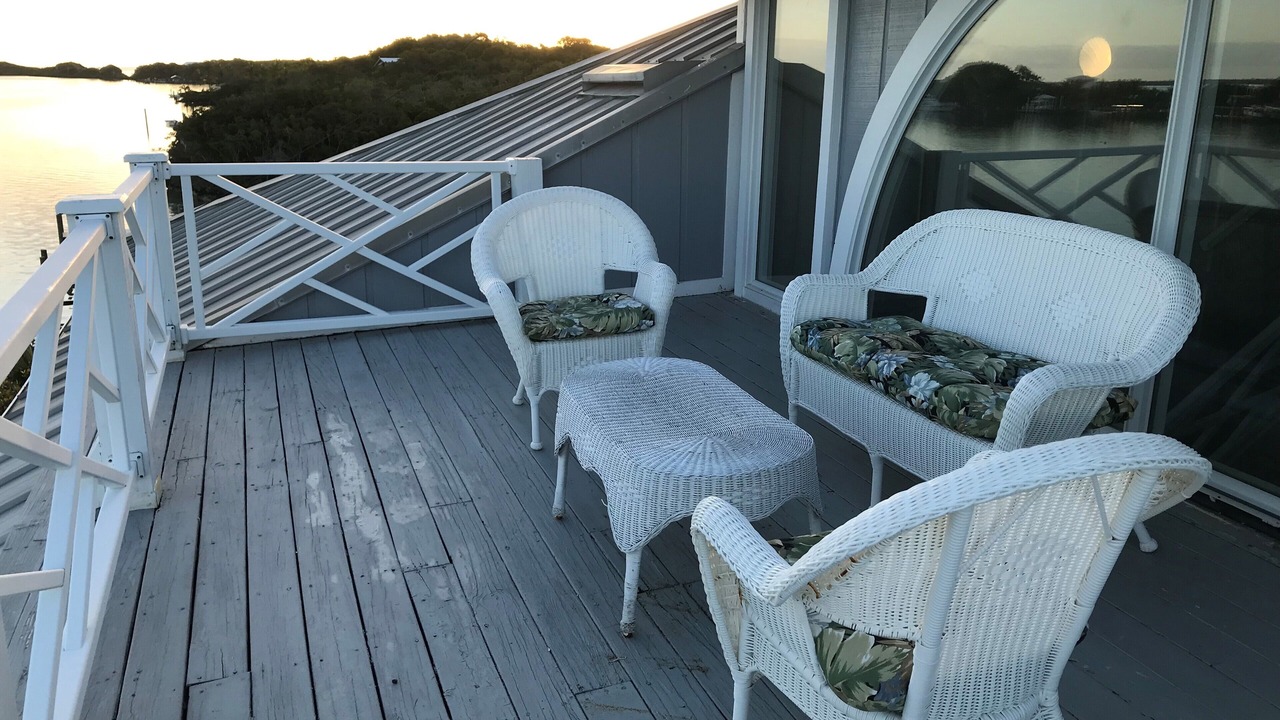 Photo of Patio Balcony in Lubbers Quarters Cay