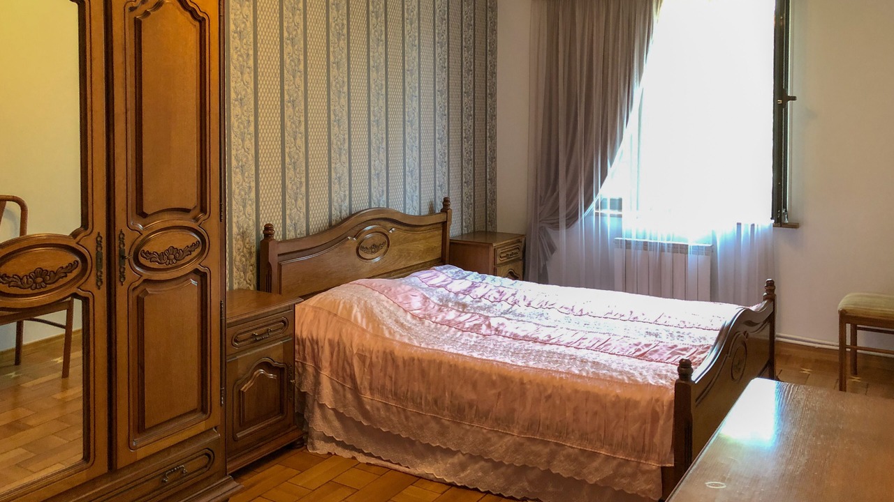 Photo of Bedroom in Kentron