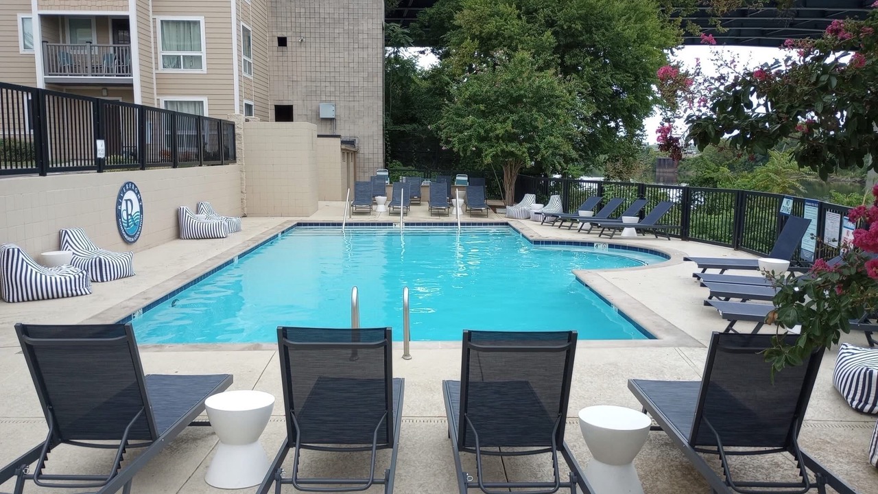 Photo of Outdoor in North Capitol