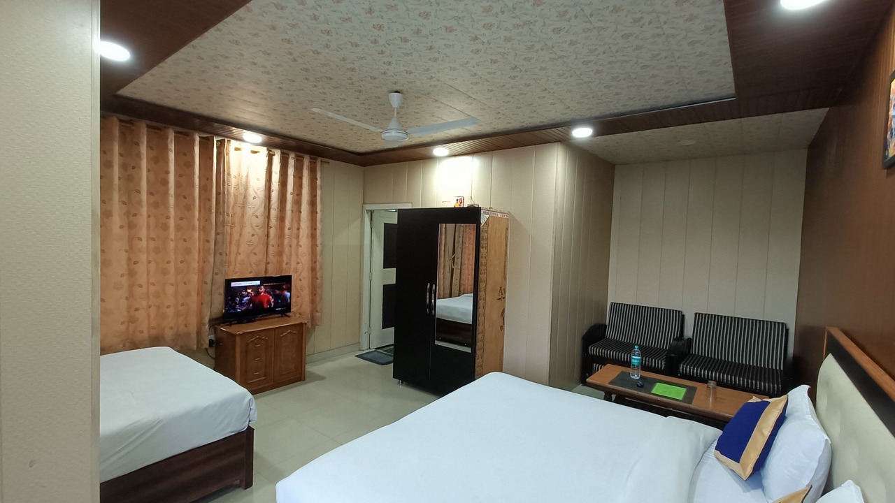 Photo of Bedroom in Bhimtal