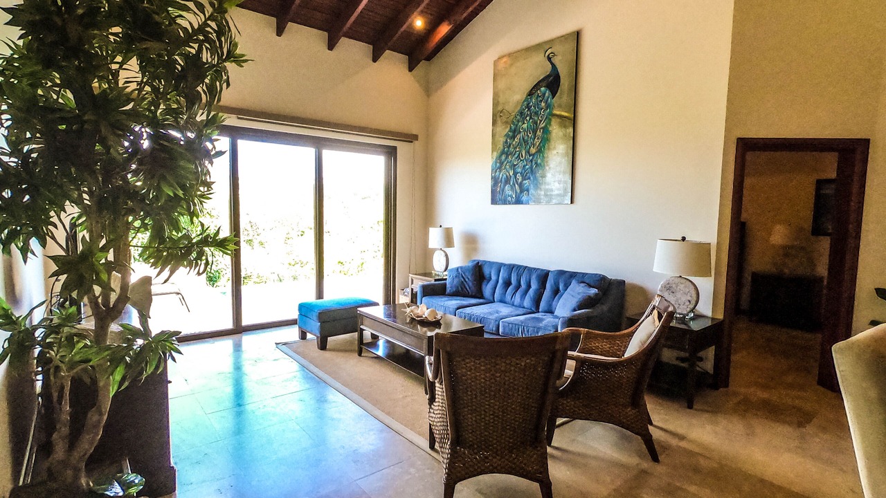 Photo of Livingroom in Pristine Bay