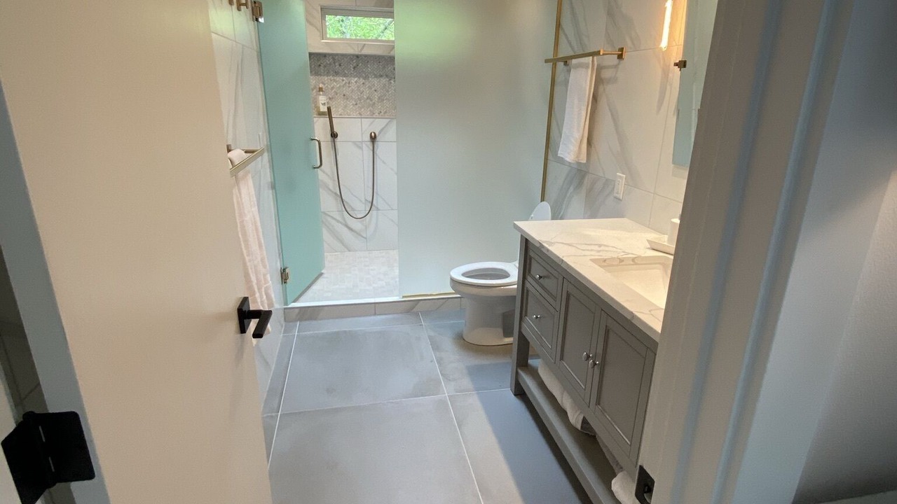 Photo of Bathroom in Cannon Beach