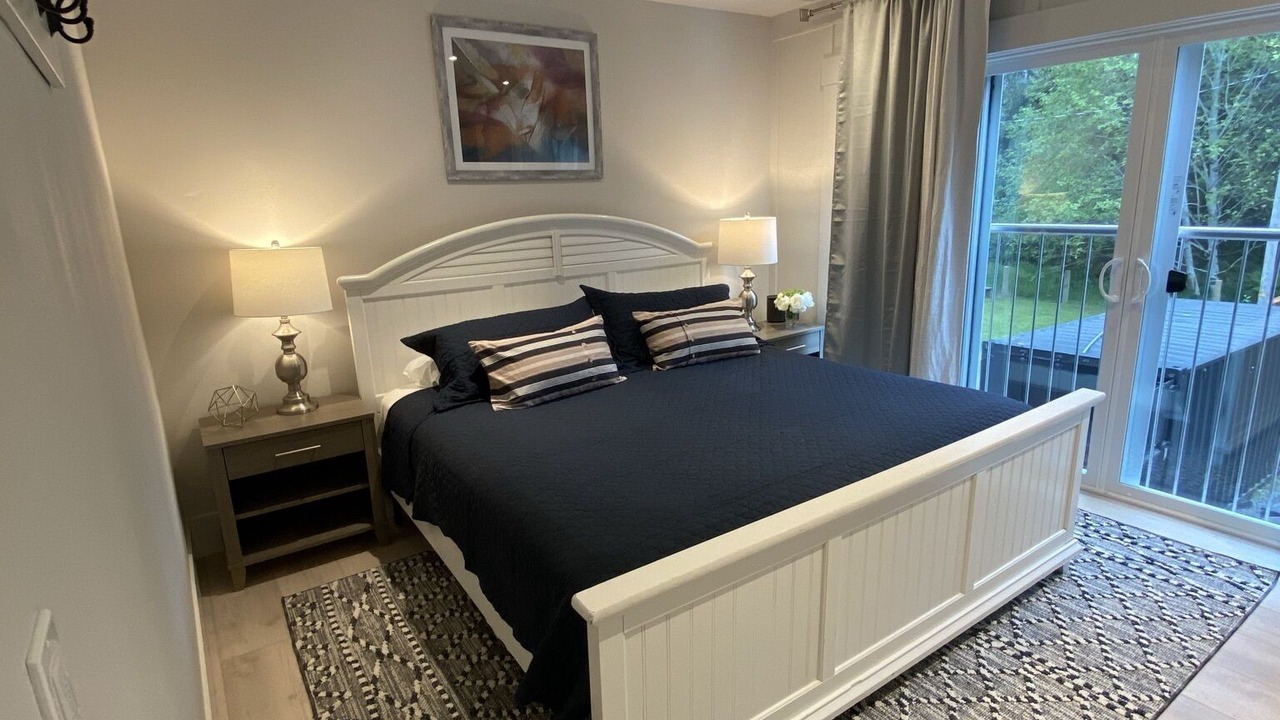 Photo of Bedroom in Cannon Beach