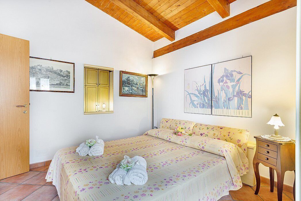 Photo of Bedroom in Laureana Cilento