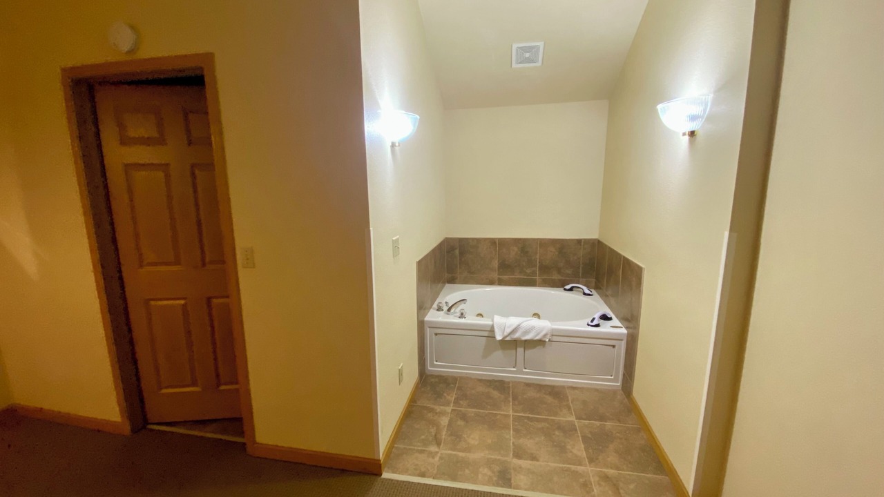 Photo of Bathroom in Lake Delton
