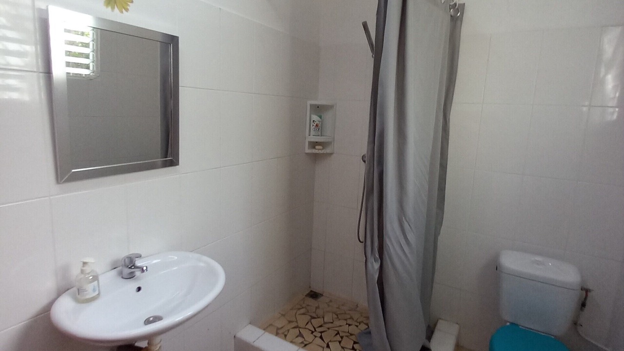Photo of Bathroom in Le Moule
