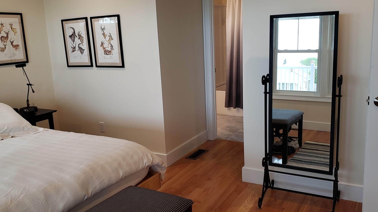 Photo of Bedroom in Eastward Look
