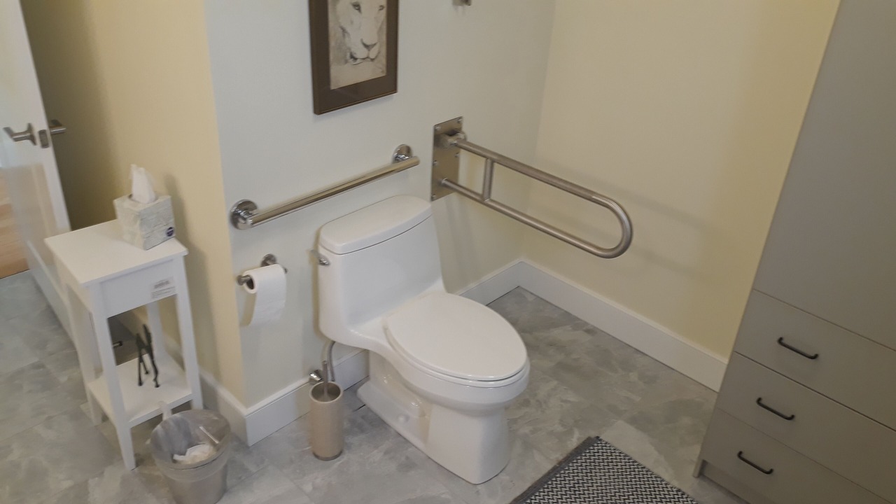 Photo of Bathroom in Eastward Look