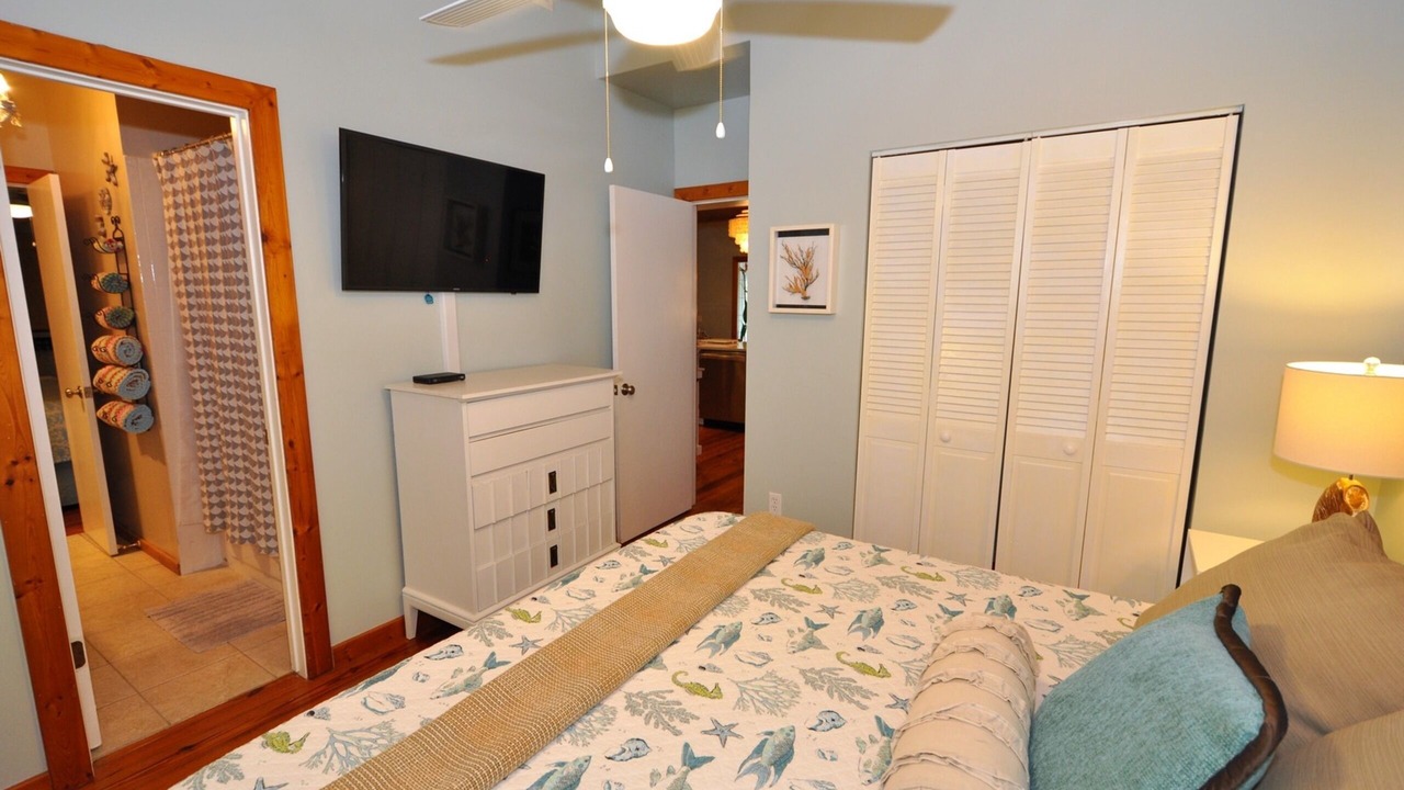 Photo of Bedroom in Cutthroat Harbor Estates