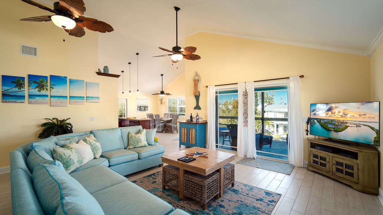 Photo of Livingroom in Cudjoe Key