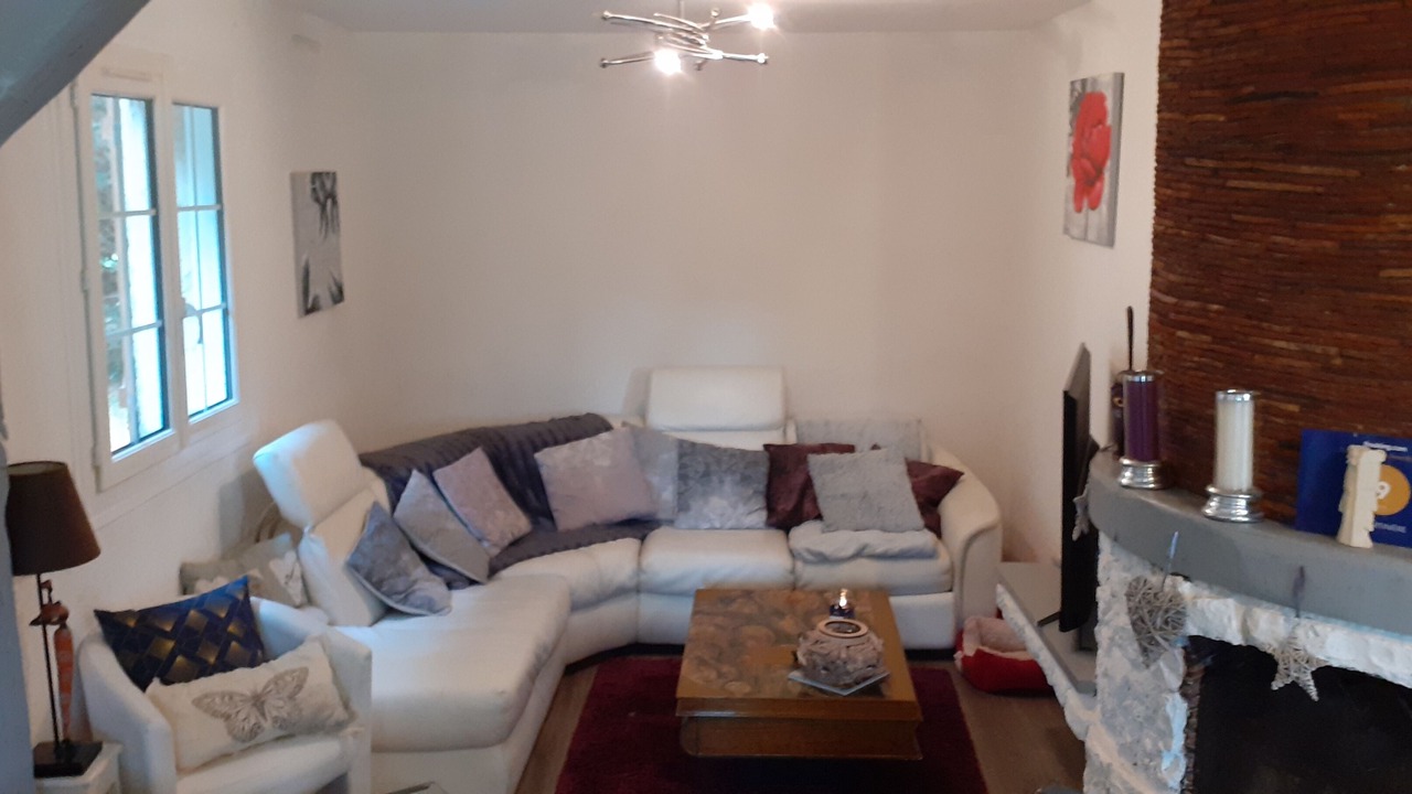 Photo of Livingroom in Chitenay