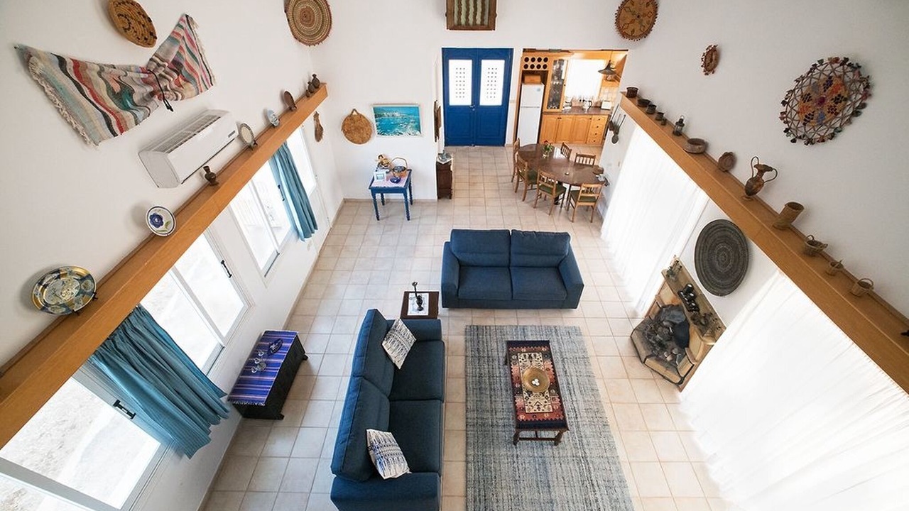 Photo of Livingroom in Latchi