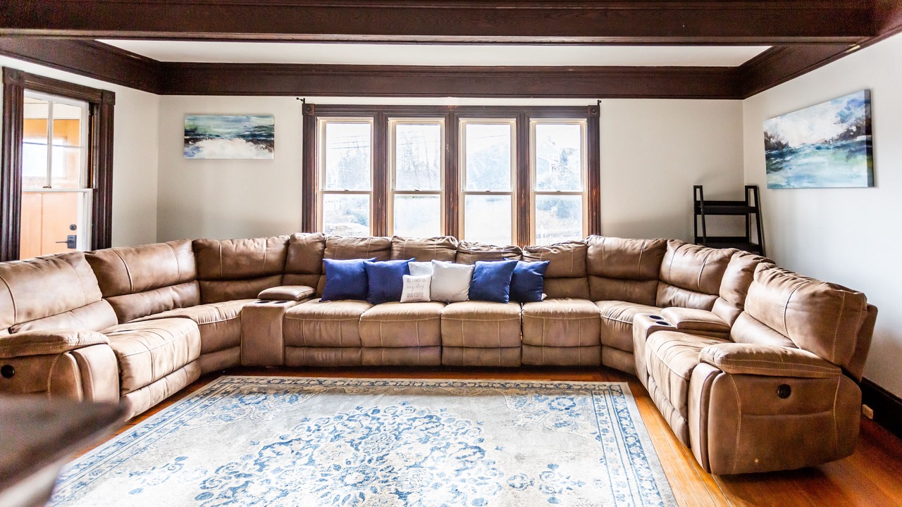 Photo of Livingroom in Wakefield-Peacedale