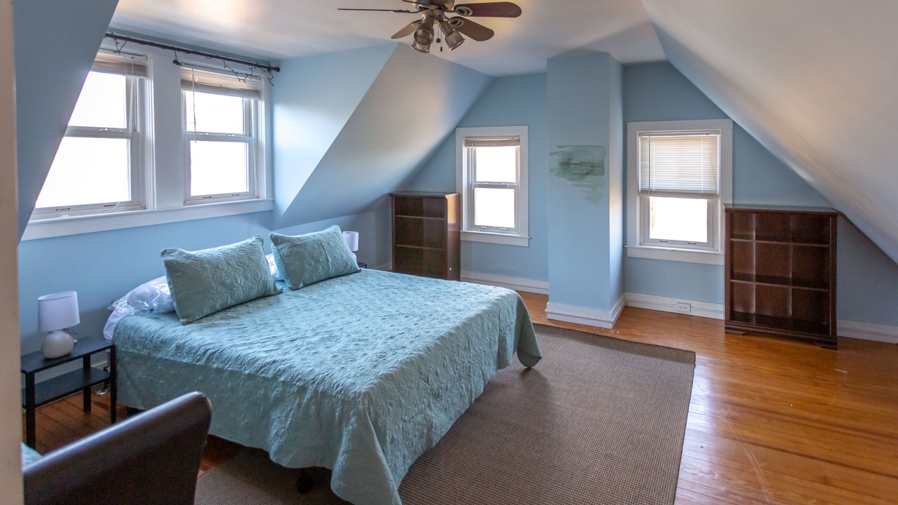 Photo of Bedroom in Wakefield-Peacedale