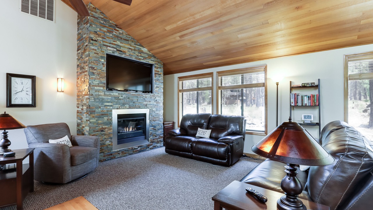 Photo of Livingroom in Overlook Park